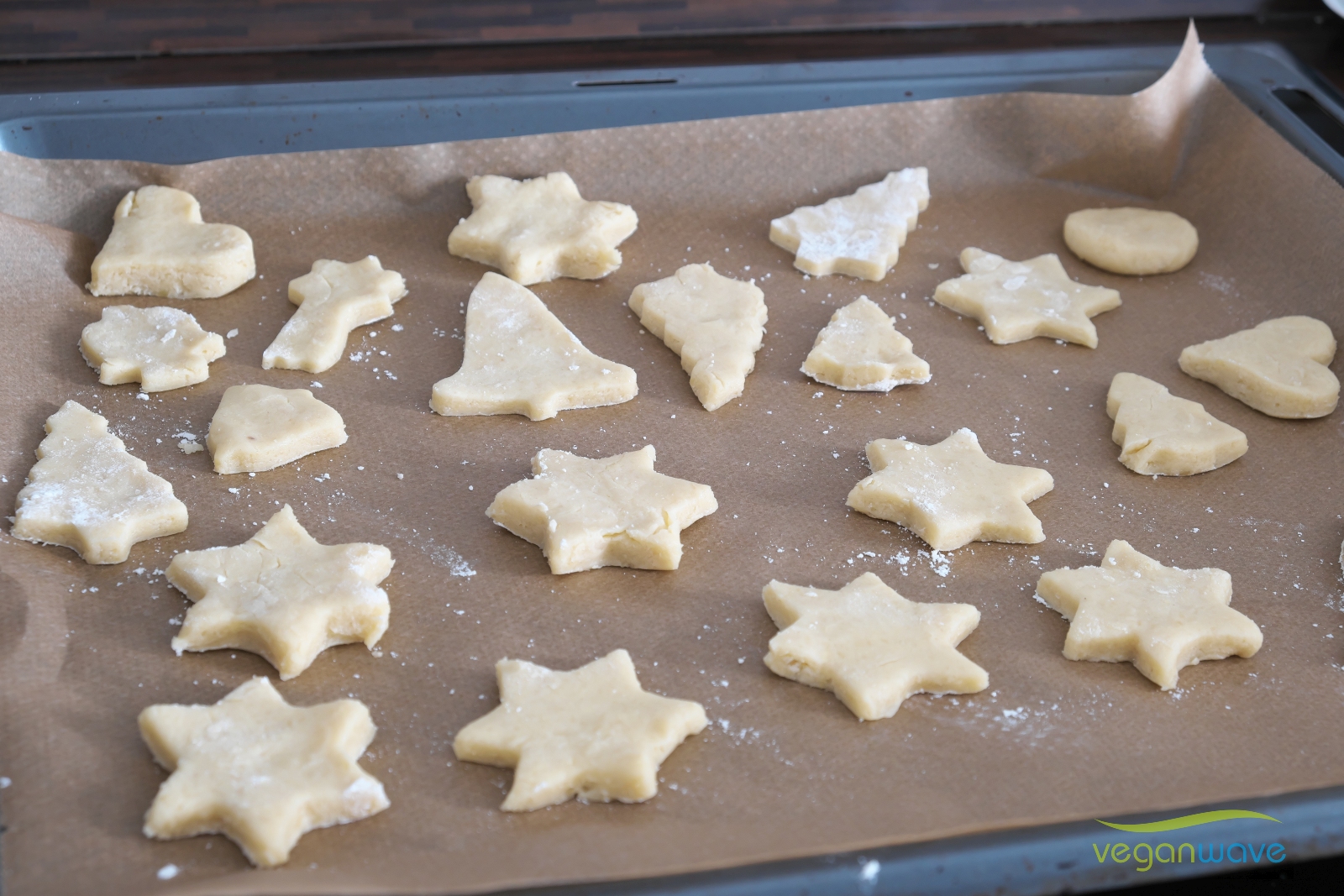 Einfache vegane Weihnachtsplätzchen