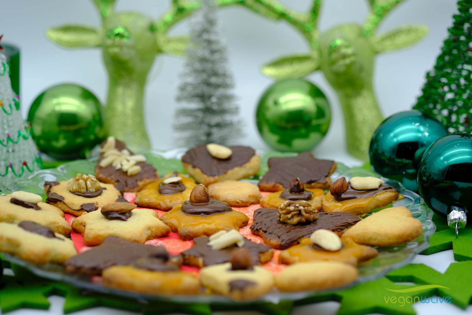 Einfache vegane Weihnachtsplätzchen
