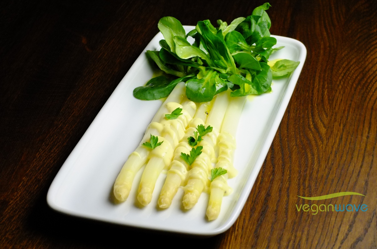 Spargel mit Sauce Hollandaise veganwave