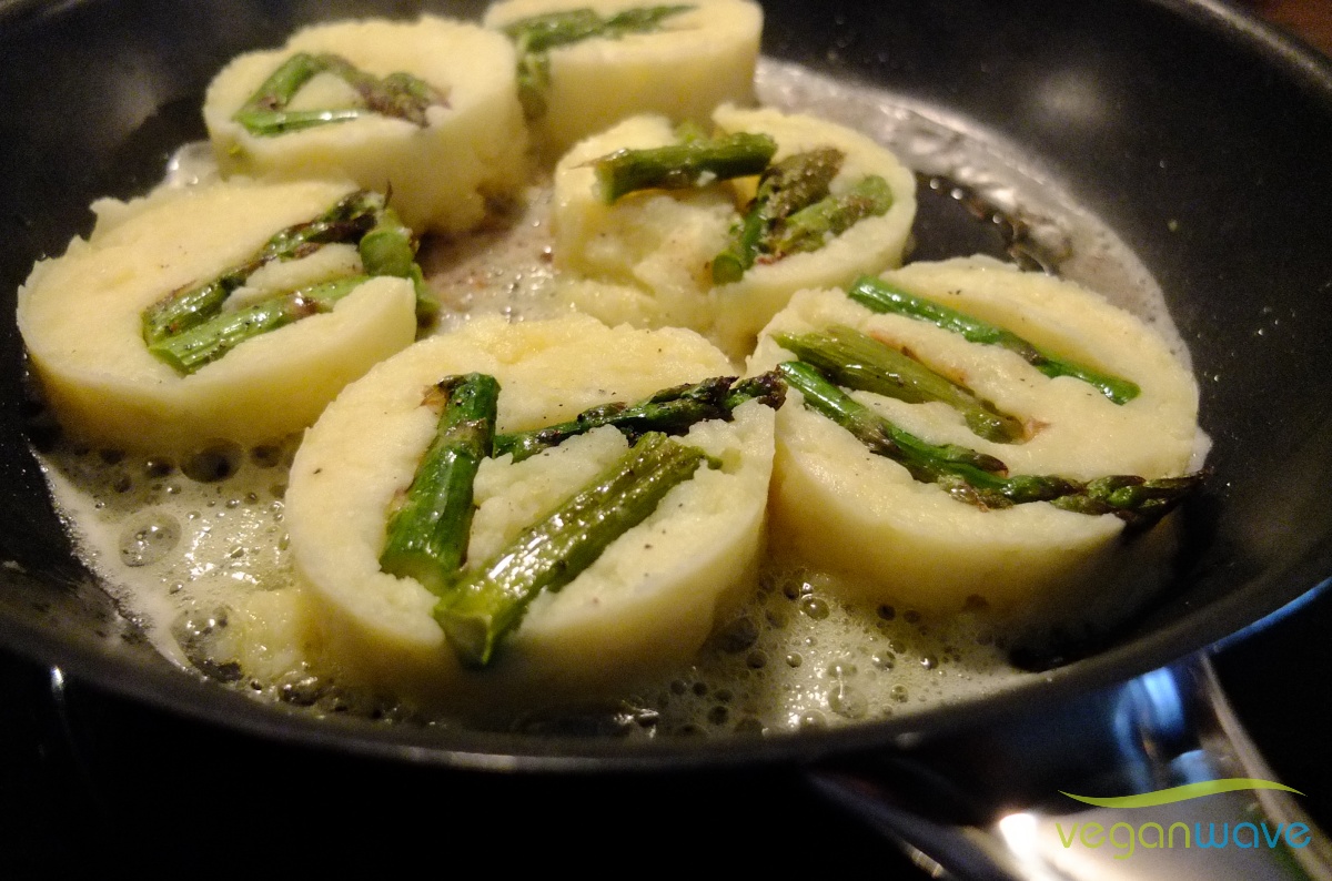 Spargel-Kartoffel-Patty anbraten