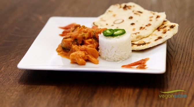 Rucki-Zucki veganes Curry mit Naan und Chili-Dip