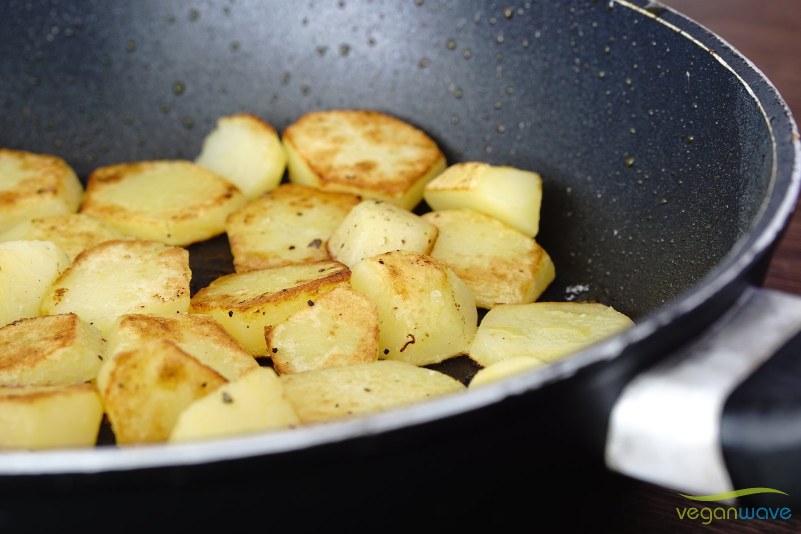 Kartoffeln separat goldbraun braten