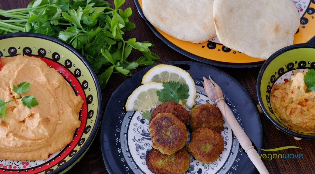 Falafel mit Hummus und Pitabrot