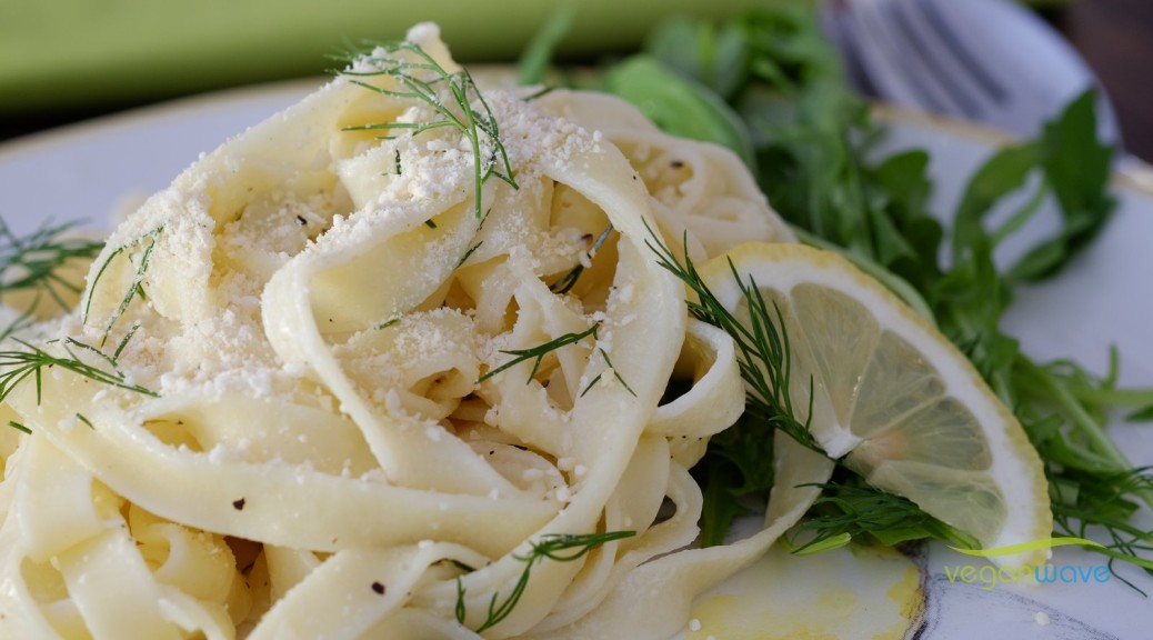 Vegane Zitronen Tagliatelle