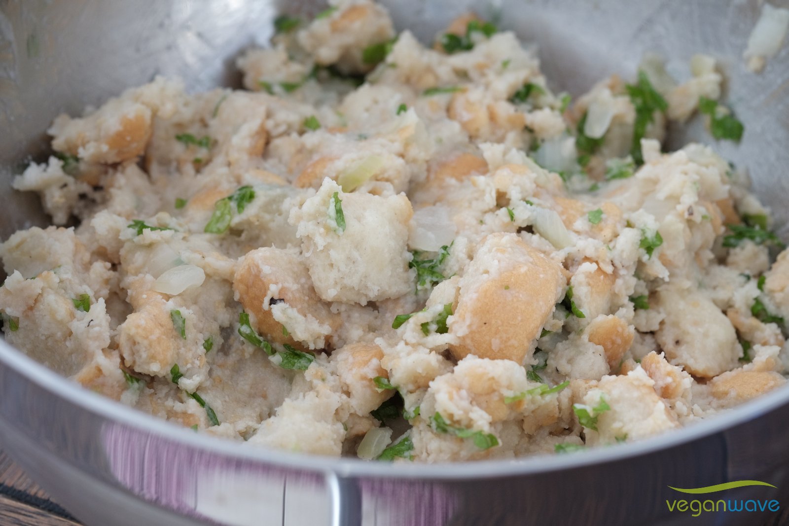 Teig für vegane Semmelknödel