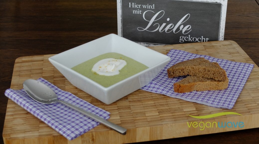 Vegane Broccolicremesuppe - veganwave