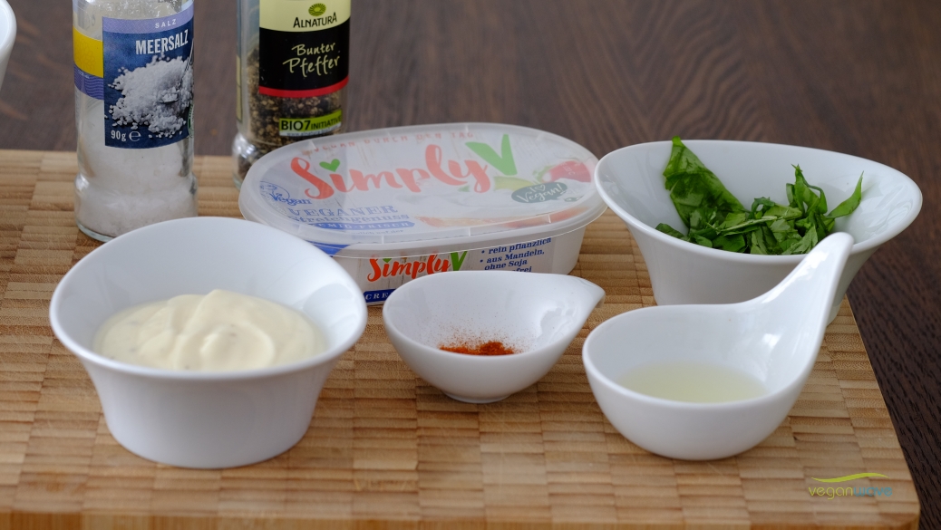 Karamellisierter Spargel mit gebackenen Süßkartoffelpommes - veganwave