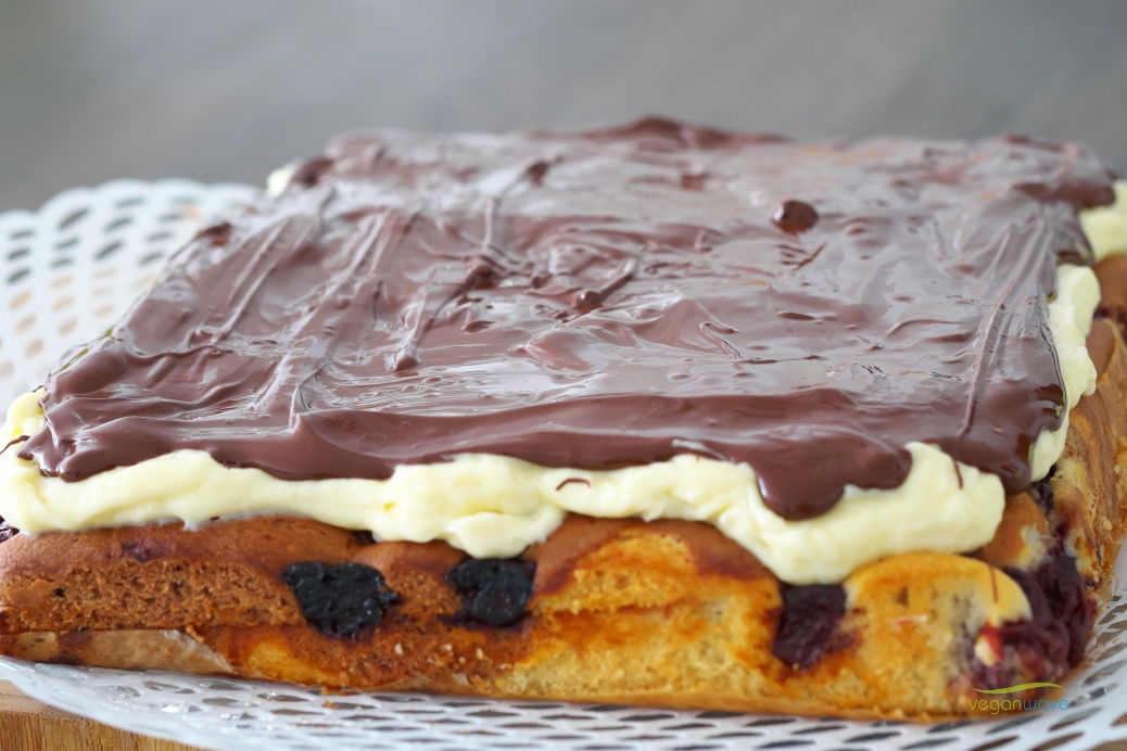 Vegane Donauwelle - dieser Kuchen schmeckt nach mehr - veganwave