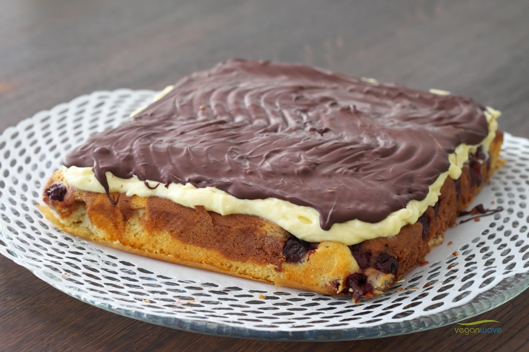 Vegane Donauwelle - dieser Kuchen schmeckt nach mehr - veganwave