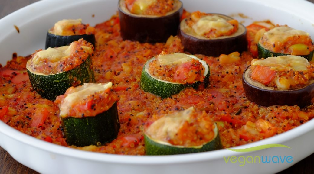 Gefüllte Zucchini und Aubergine mit Quinoa