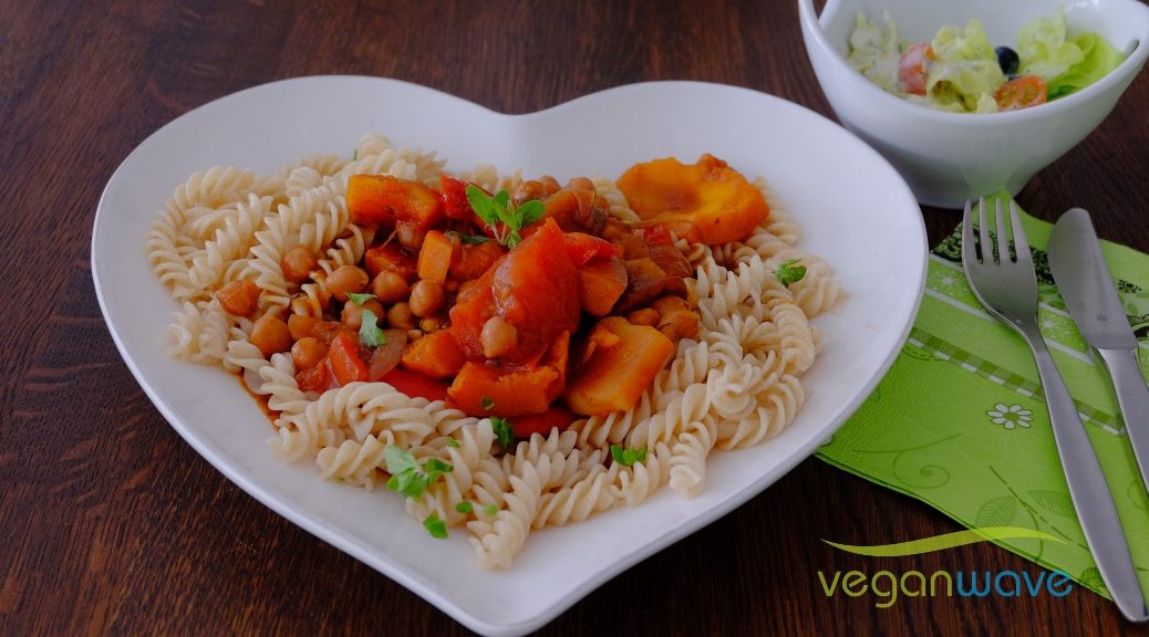 Veganes Kürbisgulasch